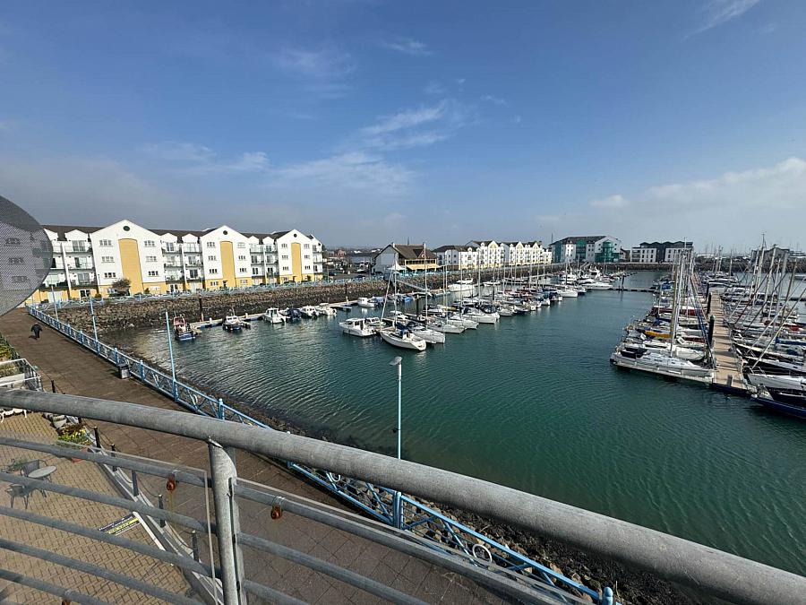 9 Swifts Quay