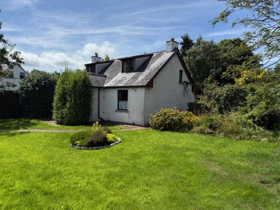 12 Redhall Drive