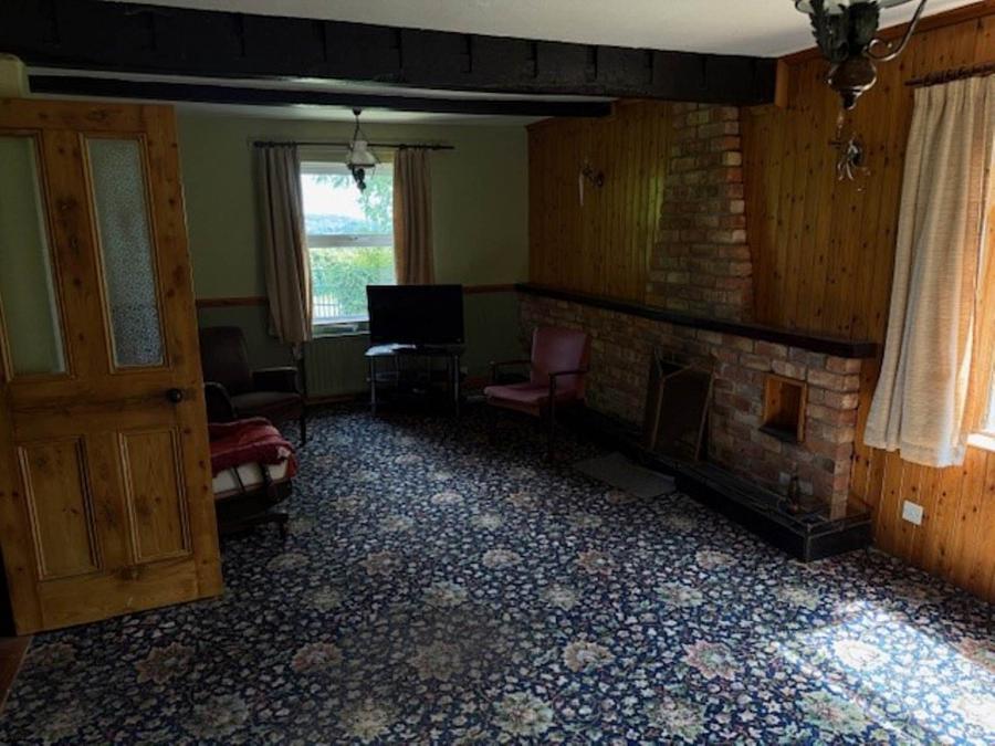12 Redhall Drive
