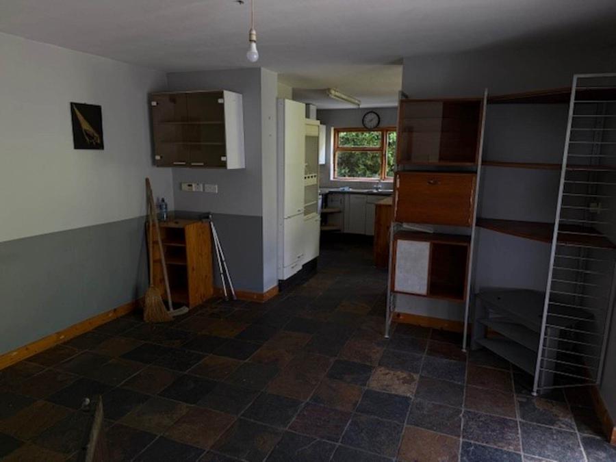 12 Redhall Drive