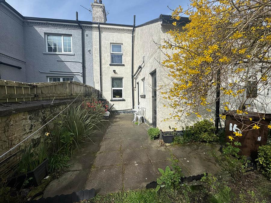 16 Belfast Road
