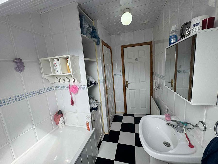 29 Loughview Village