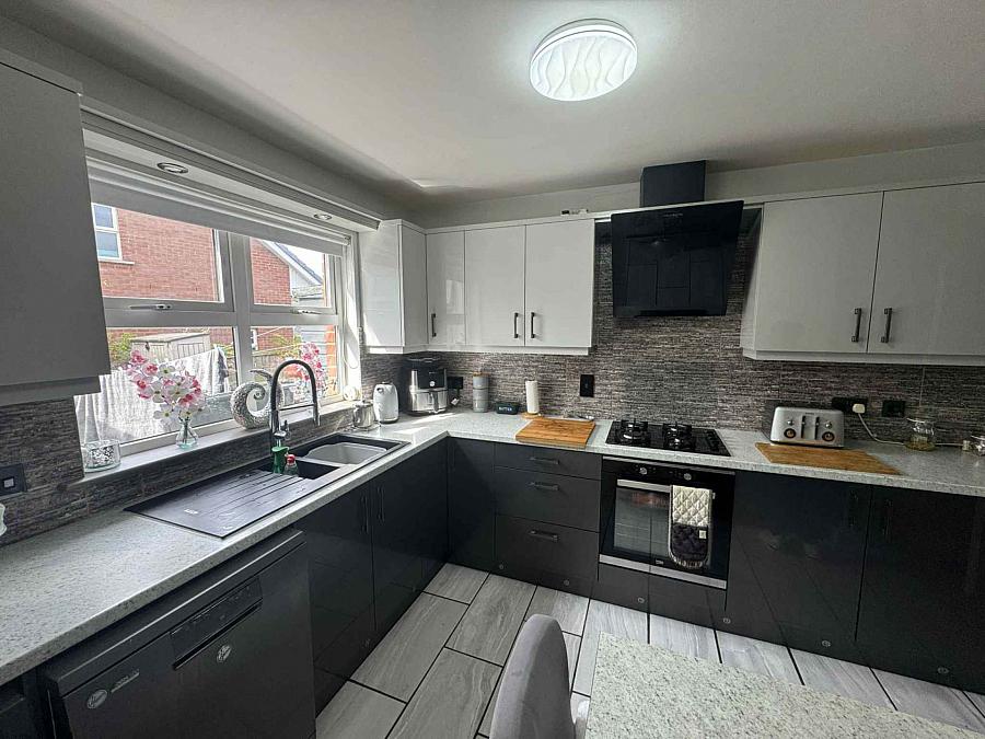 29 Loughview Village