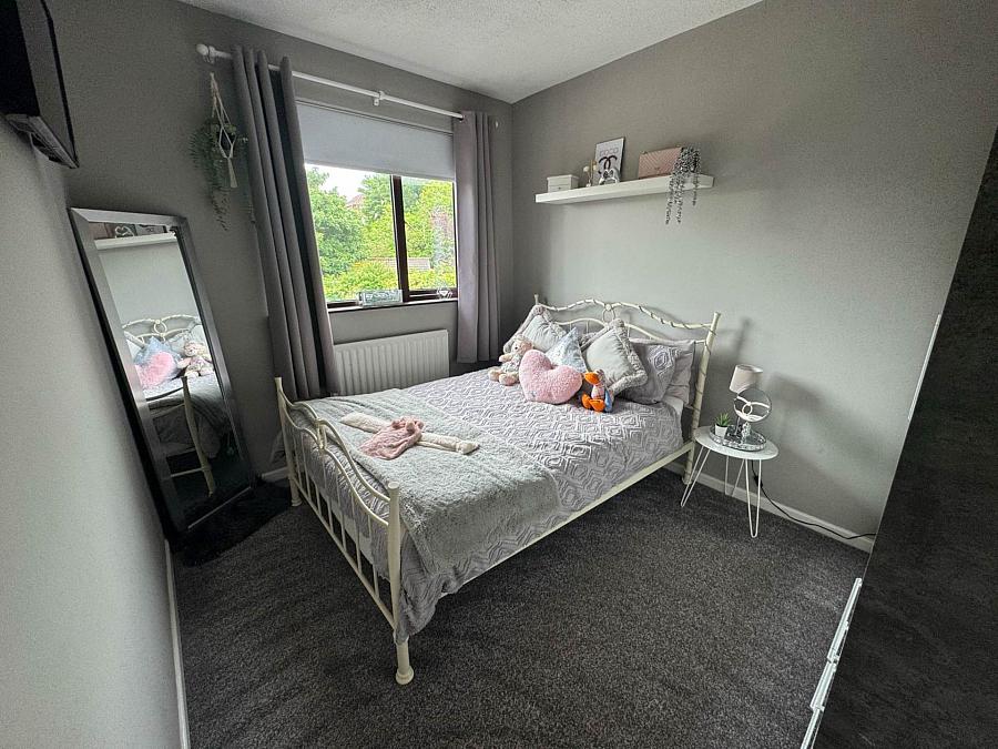 15 Brooklands Drive 15 Brooklands Drive