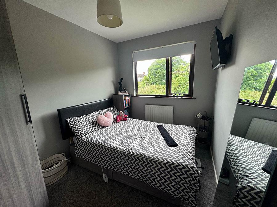 15 Brooklands Drive