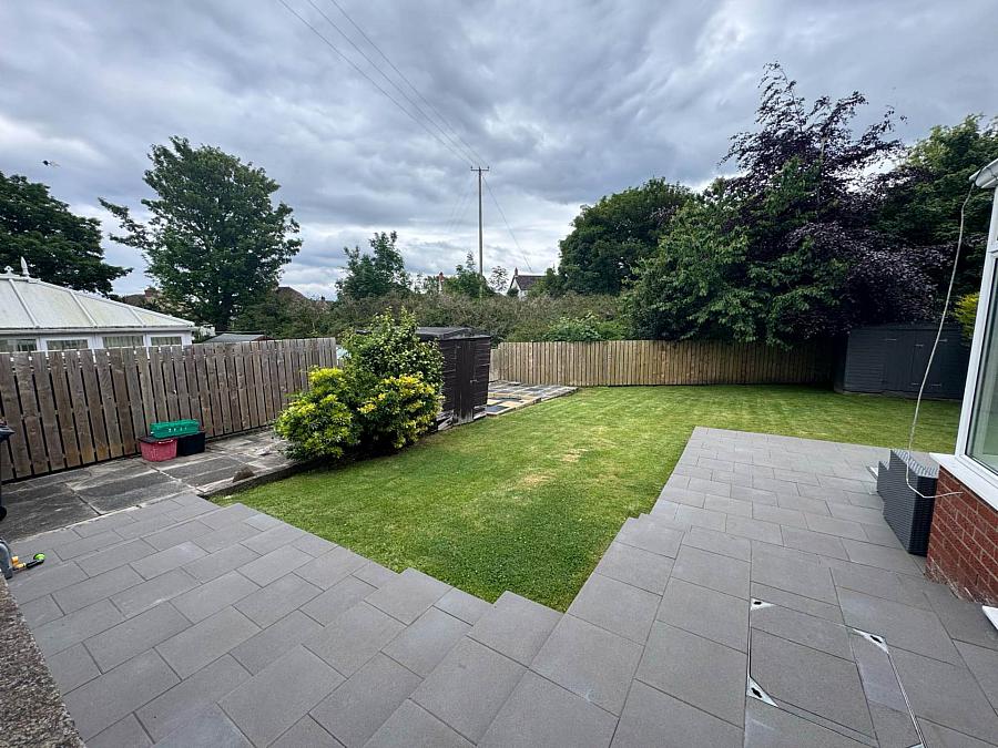 15 Brooklands Drive 15 Brooklands Drive