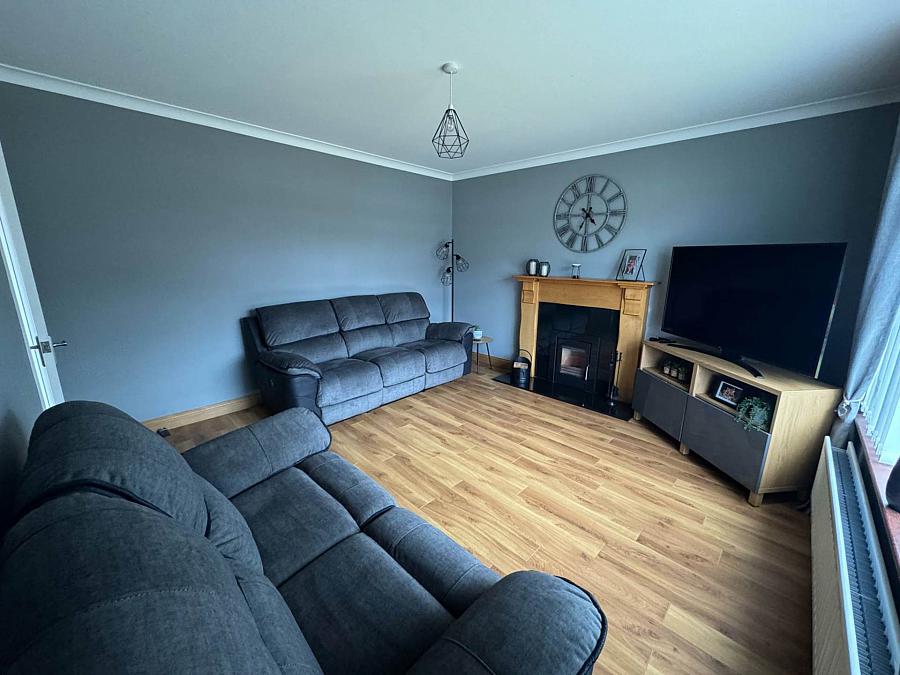15 Brooklands Drive 15 Brooklands Drive