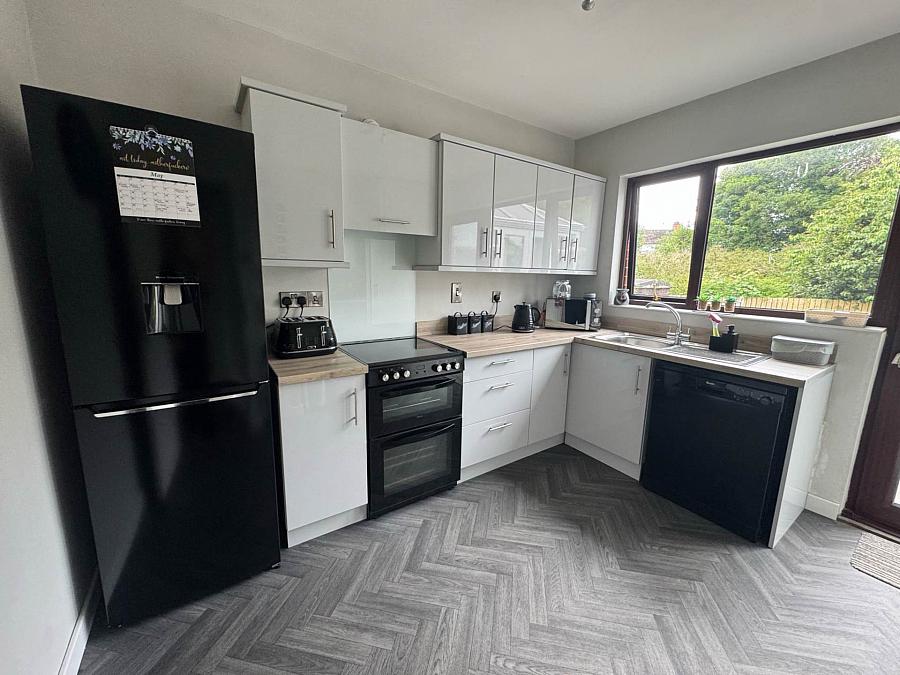 15 Brooklands Drive