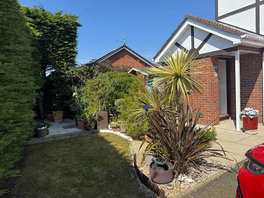 34 Grasmere Park