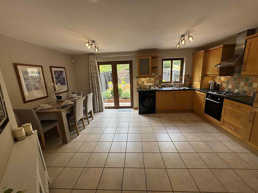 45 Meadowbank