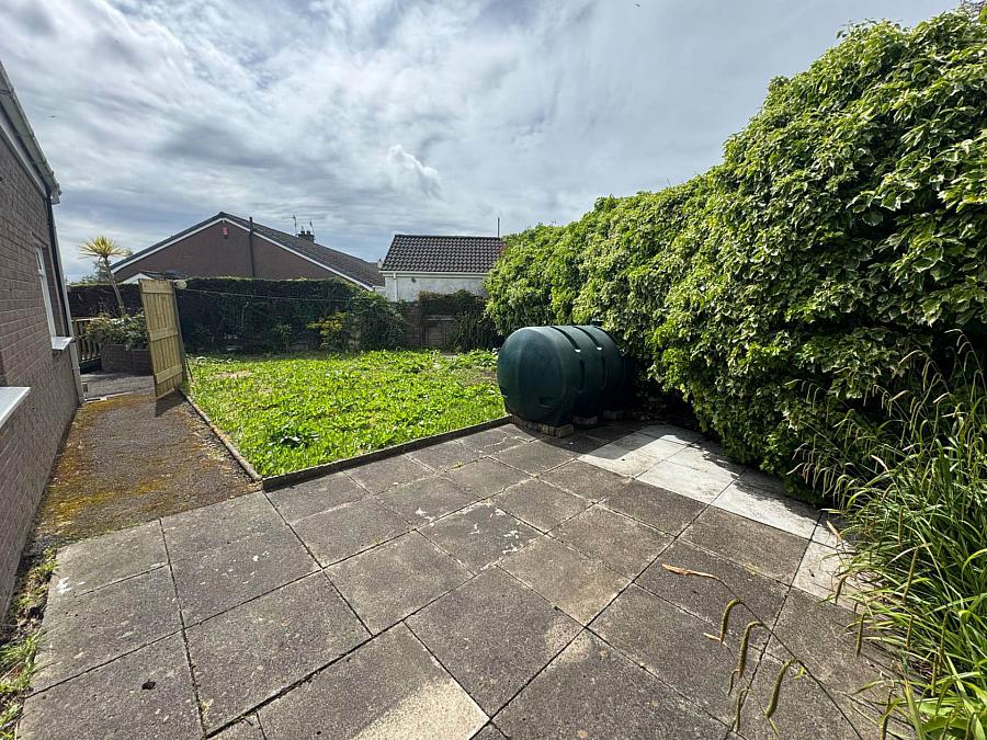 6 Marlborough Drive
