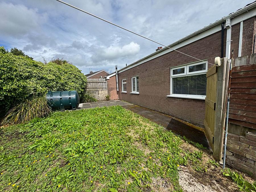 6 Marlborough Drive