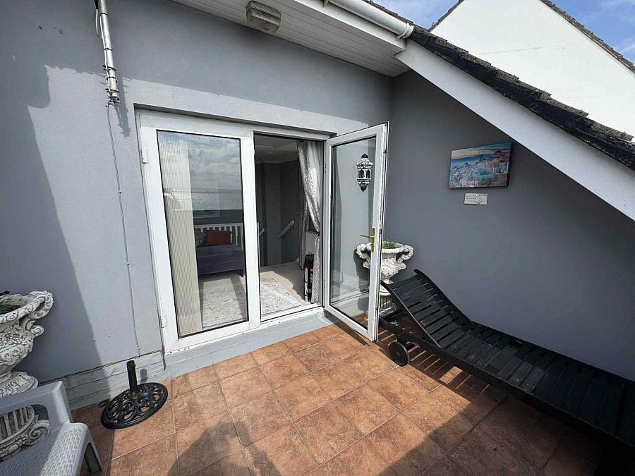 48 Swifts Quay
