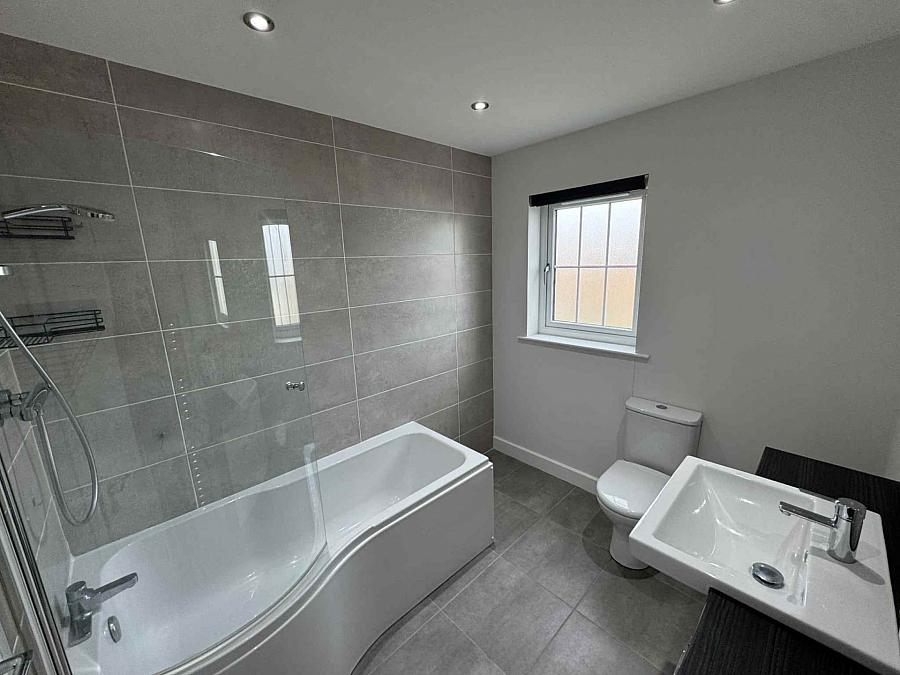 5 Bashford Park Lane