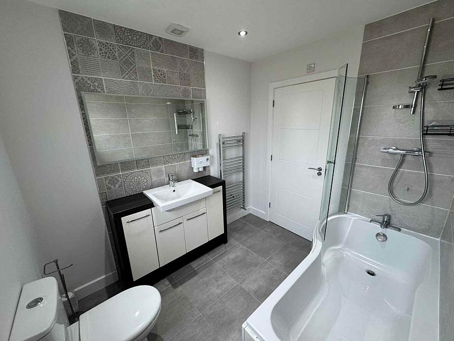 5 Bashford Park Lane