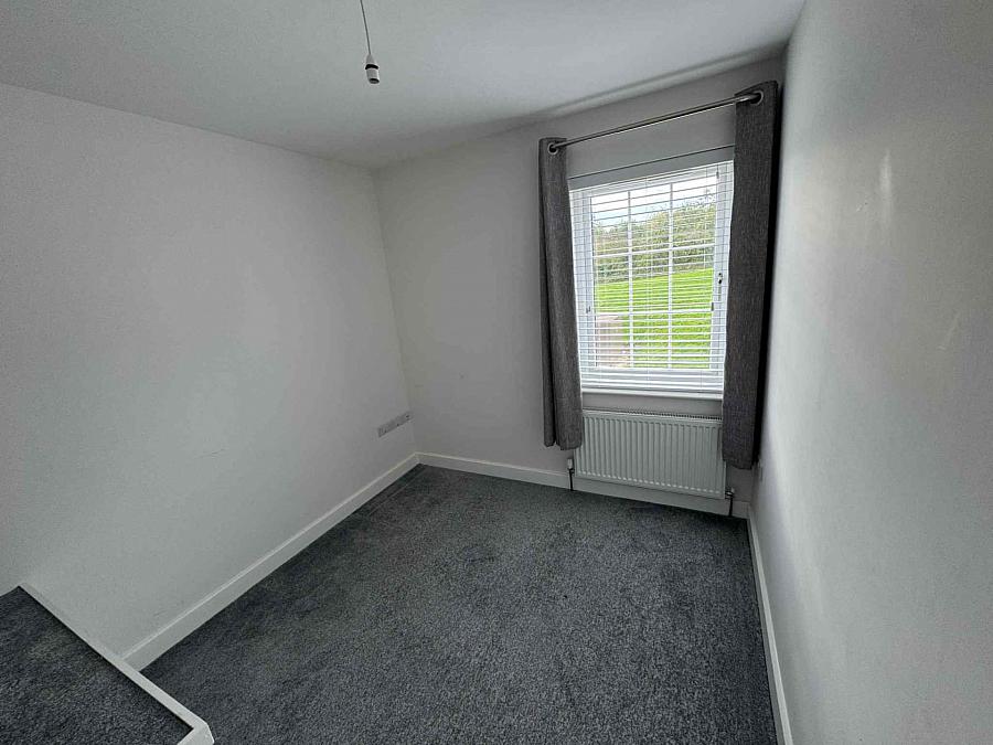 5 Bashford Park Lane