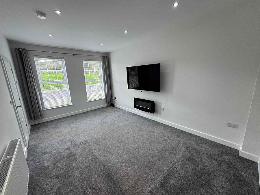 5 Bashford Park Lane