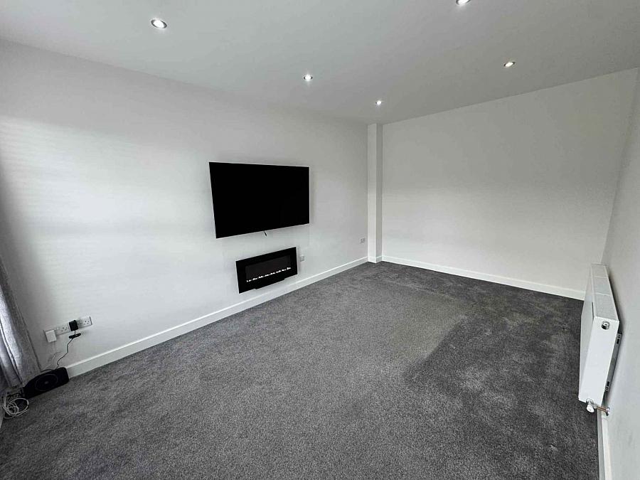 5 Bashford Park Lane