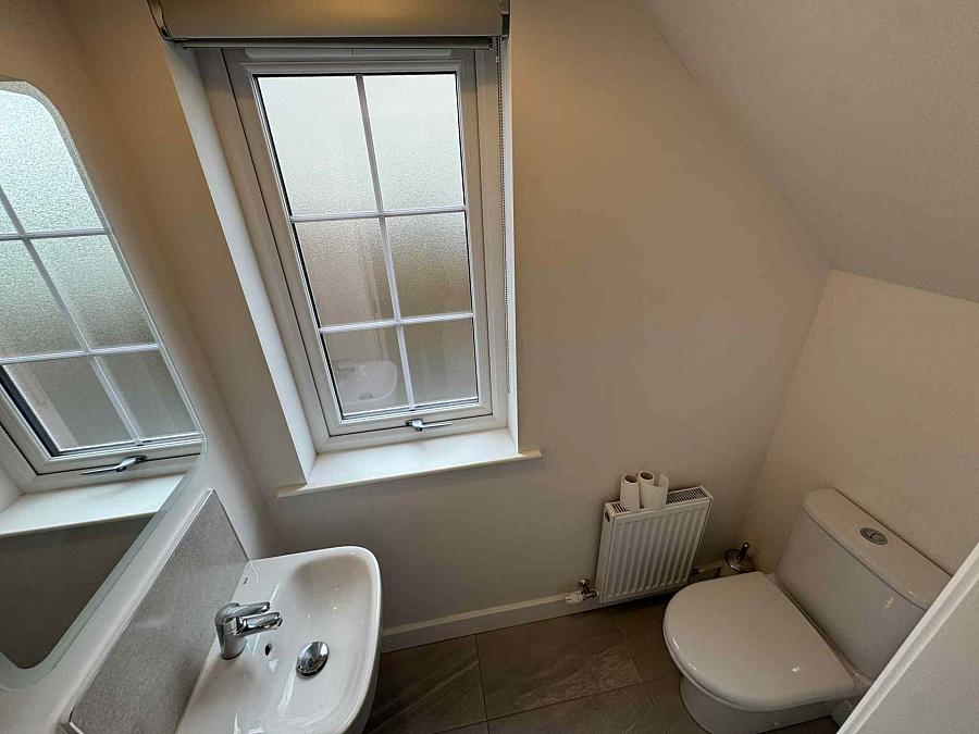 5 Bashford Park Lane