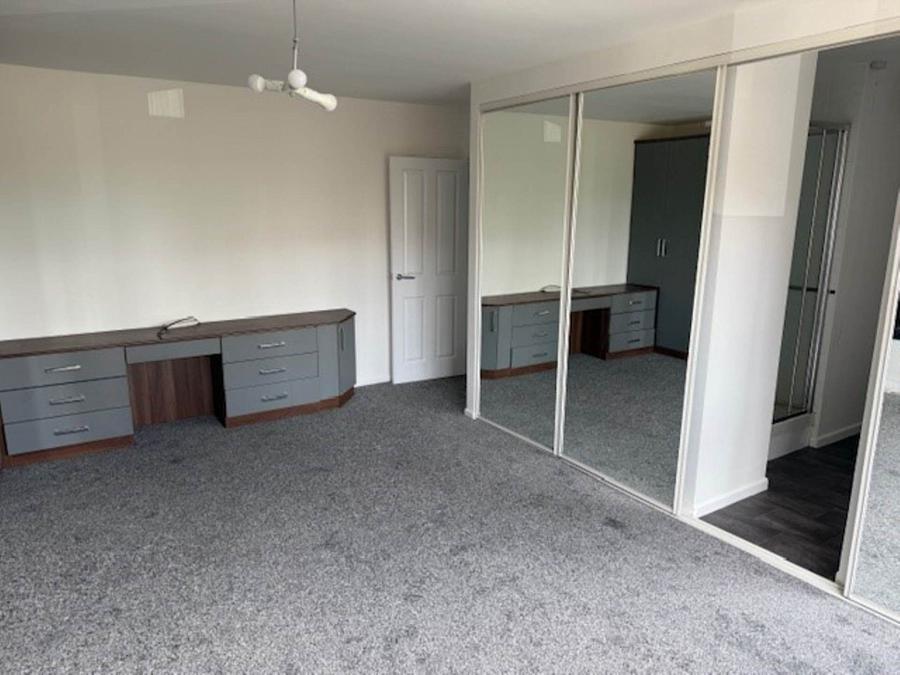 14 Greenwood Park
