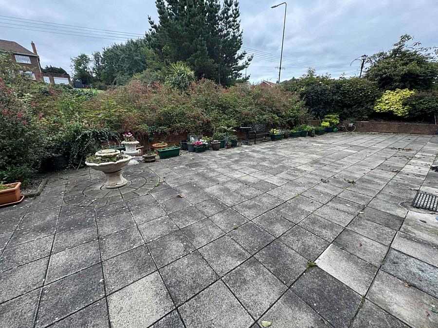 1 Brooklands Drive 1 Brooklands Drive