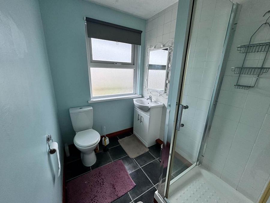 7D Glassisllan Grove