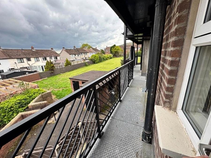7D Glassisllan Grove