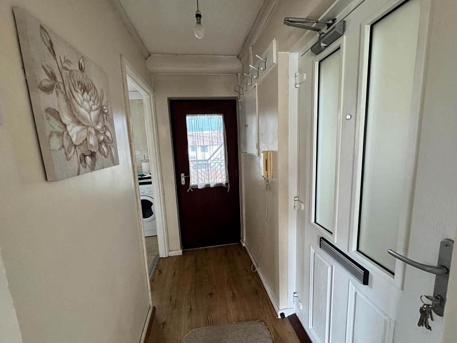 7D Glassisllan Grove