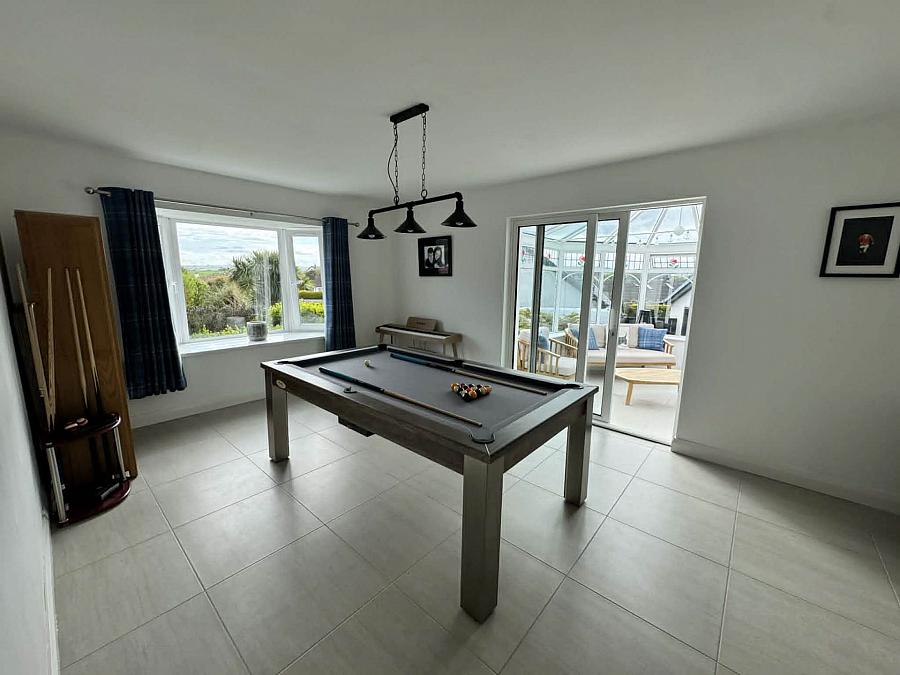 10 Meadowbrook