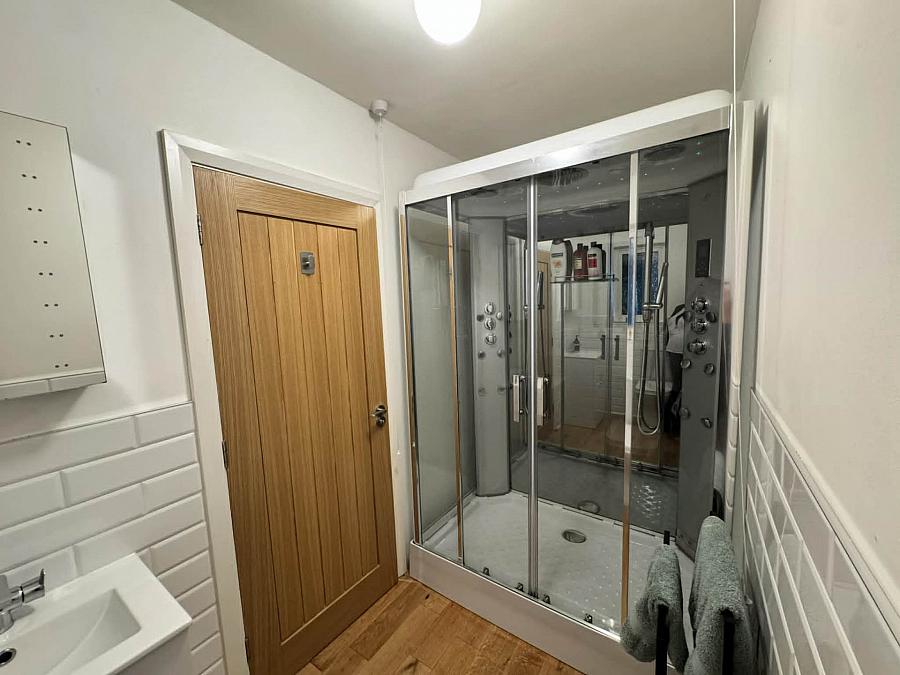 10 Meadowbrook