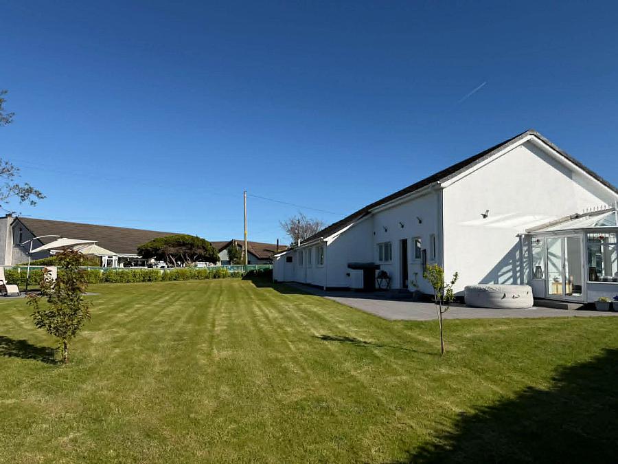 10 Meadowbrook