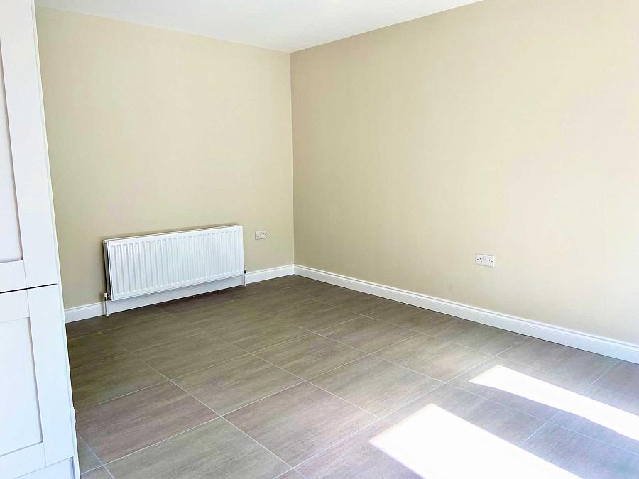 Apt 3 22 Highgrove Meadows Ballygomartin Road Apt 3 22 Highgrove Meadows Ballygomartin Road