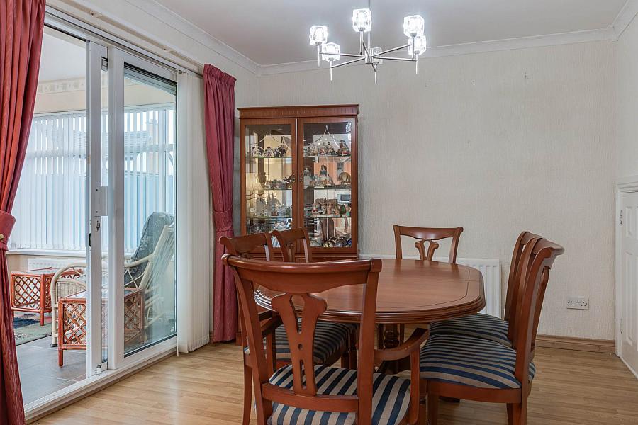 2 Castlebrook Way