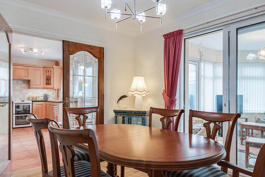 2 Castlebrook Way