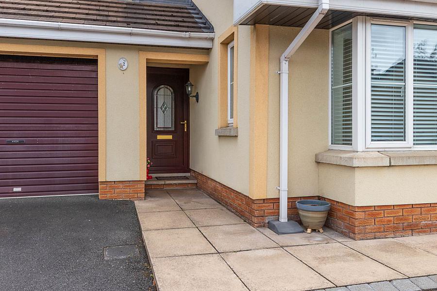 2 Castlebrook Way