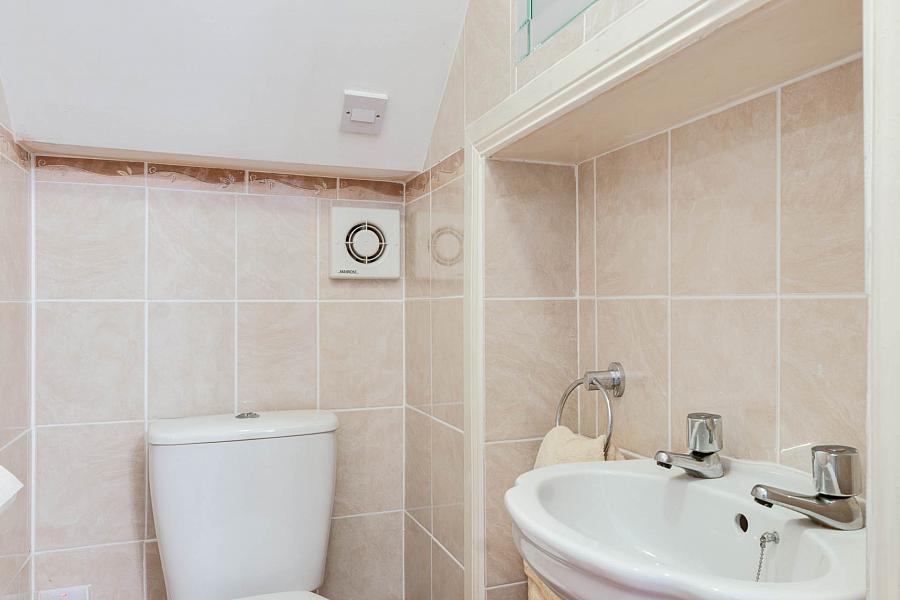 2 Castlebrook Way