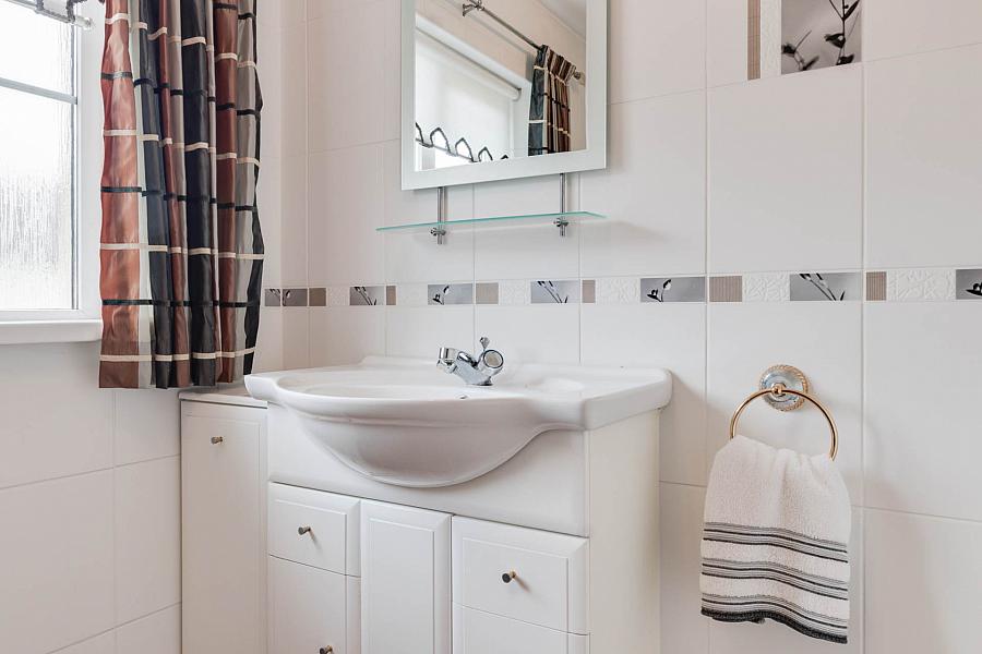 2 Castlebrook Way
