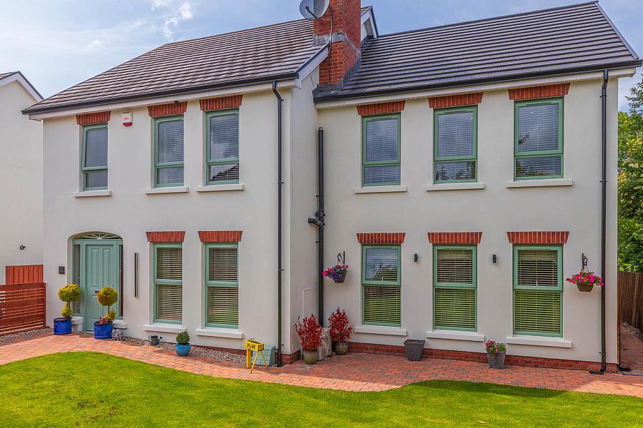 15 Springhill Meadows