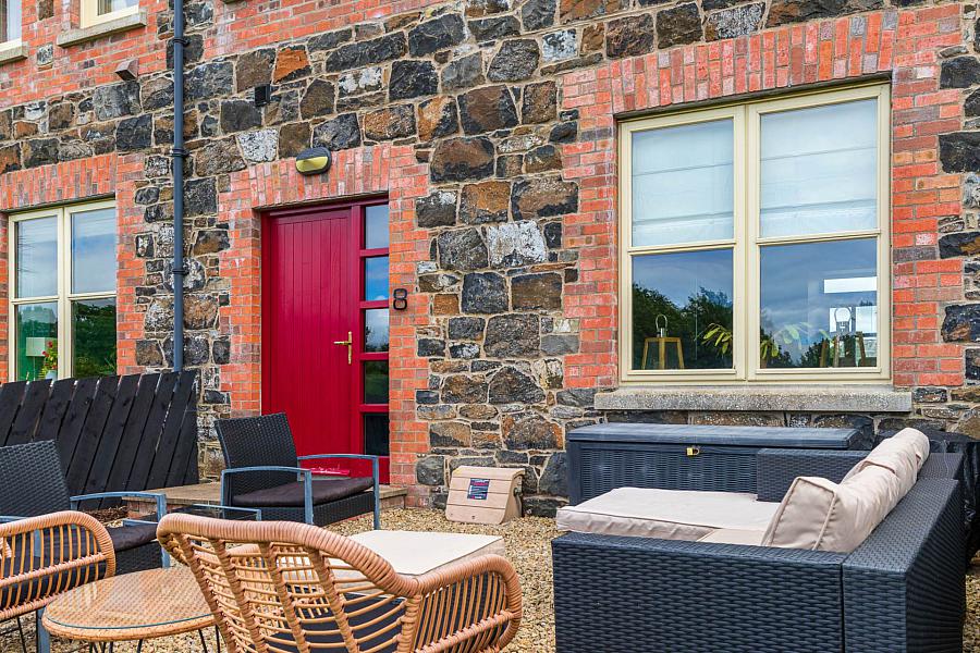 8 Glendoyle Cottages