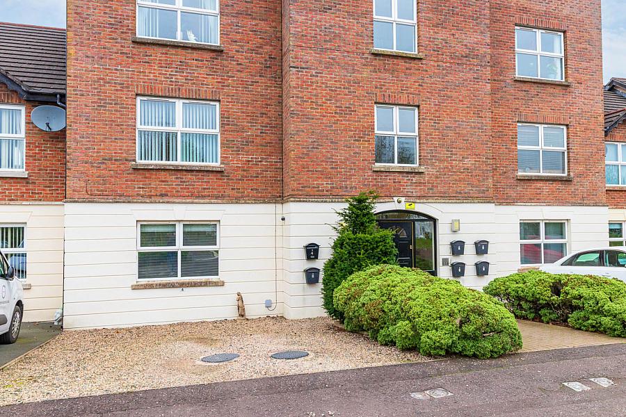 6 Gateside Park