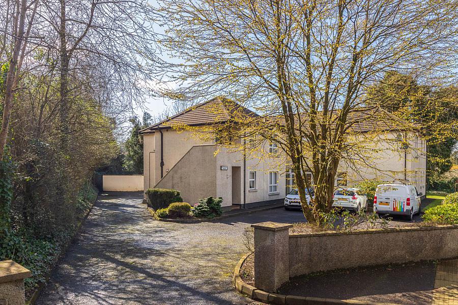 Apt.   Collinvale House, Green Road, Ballyclare, BT39 9PJ