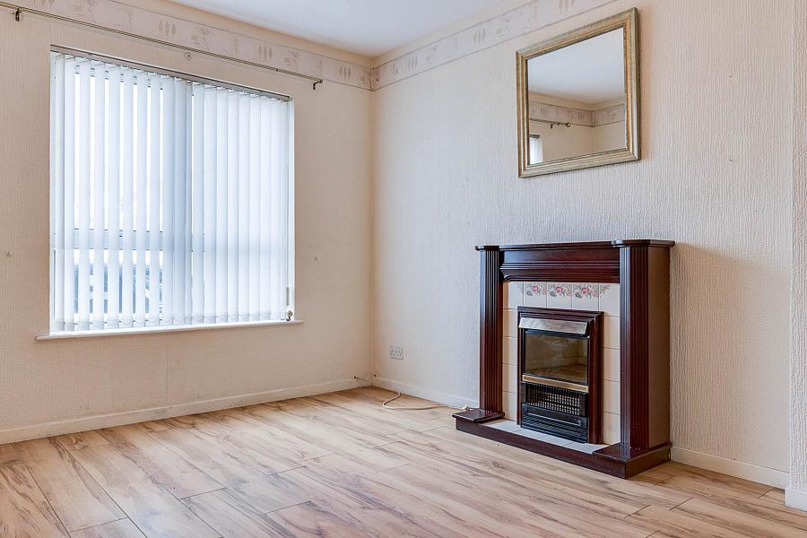 Apt.   Collinvale House