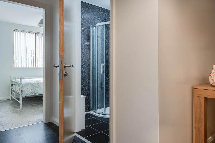 19a Mullaghmore Park