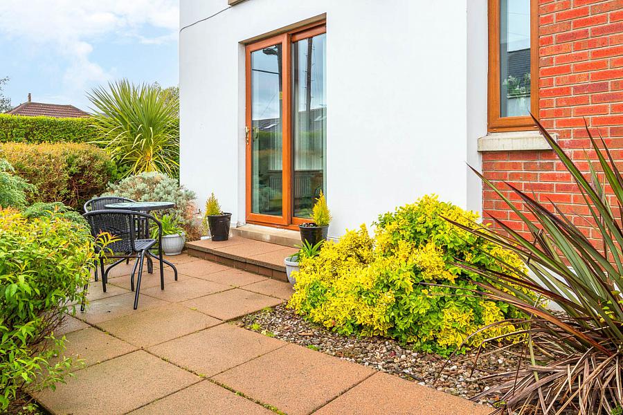 19a Mullaghmore Park