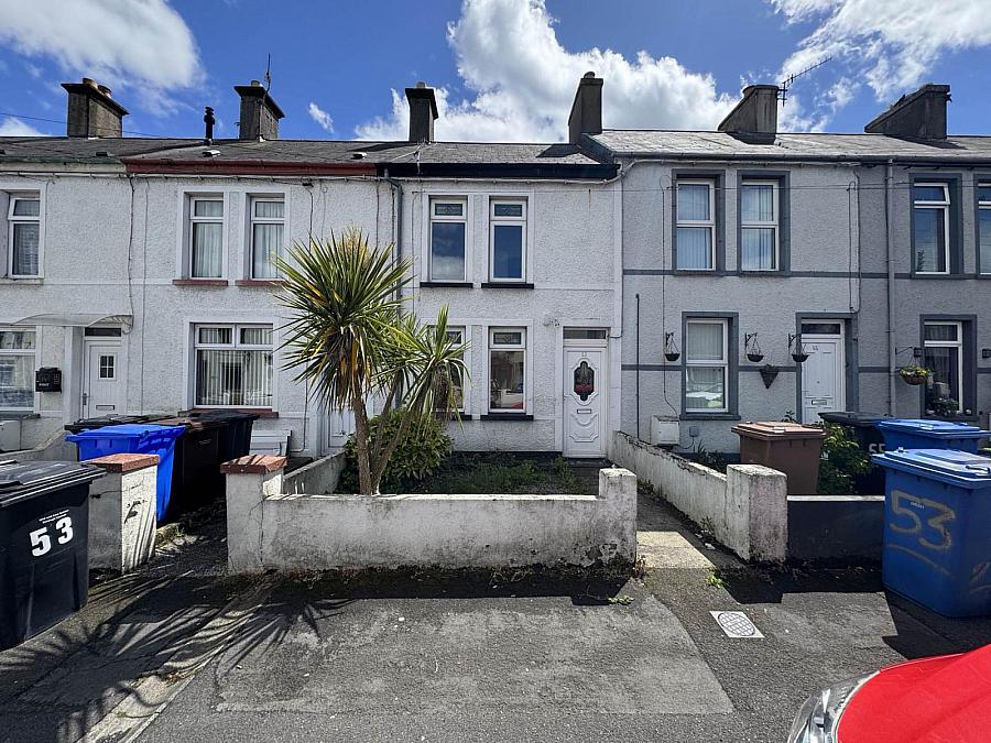 53 Laharna Avenue, Larne, BT40 1NF