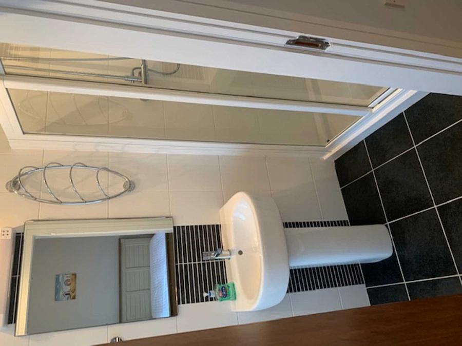 Apt 4 Glencairn Glenarm Road