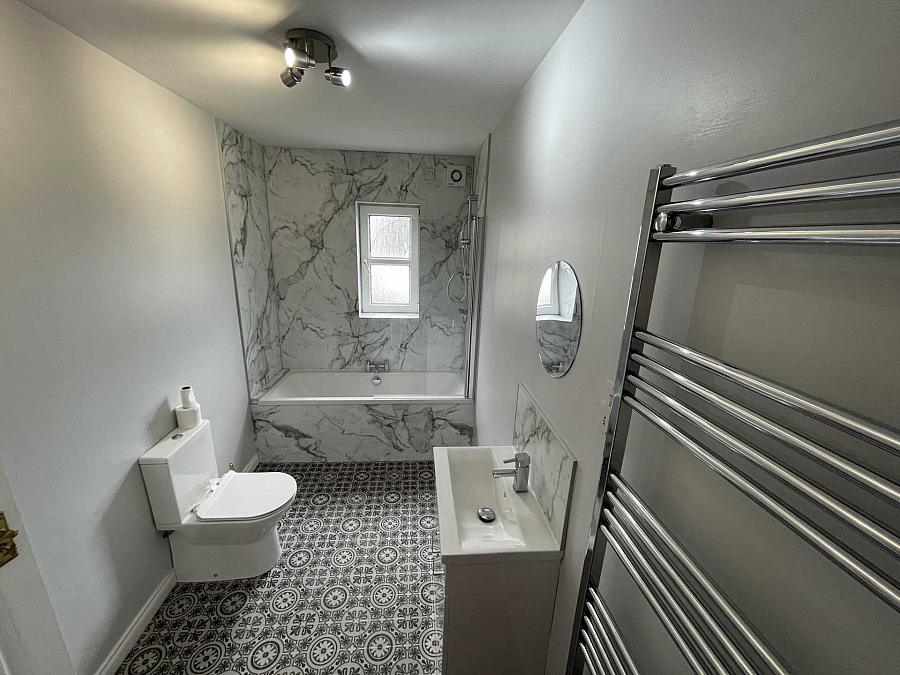 Apt 3 Ailsa View Glenarm Road