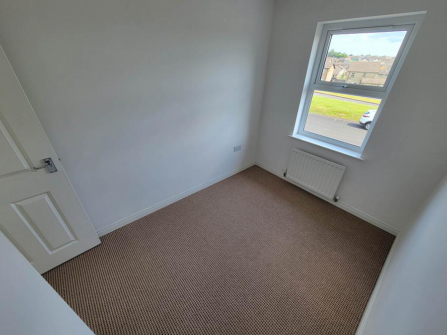 12 Blackthorn Rise