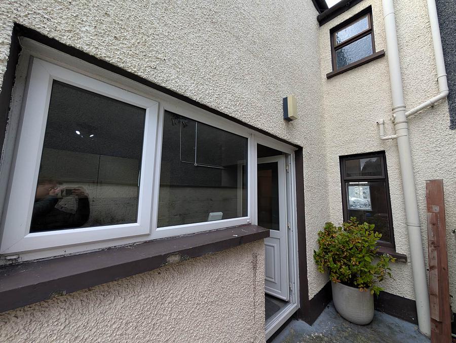 27 Upper Waterloo Road