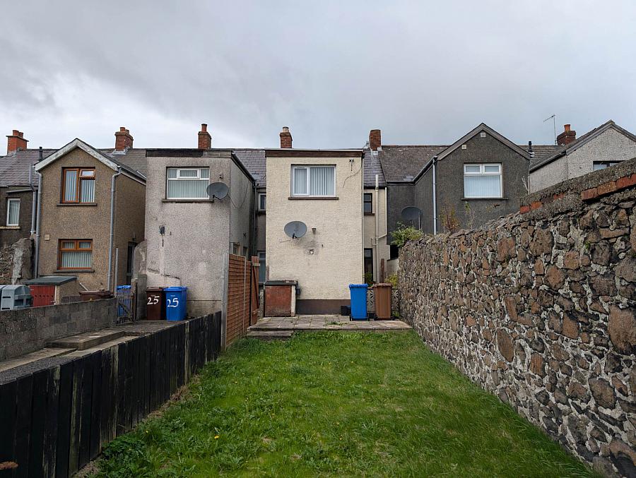 27 Upper Waterloo Road